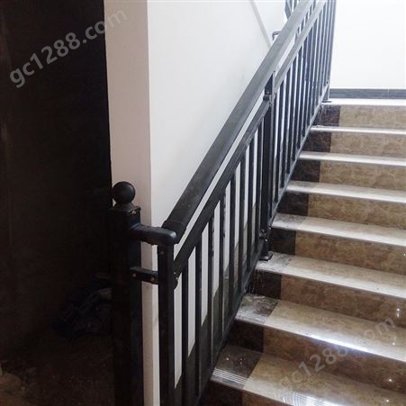 阳台防护网楼梯扶手锌钢护栏网安装测量 新乡鑫栏